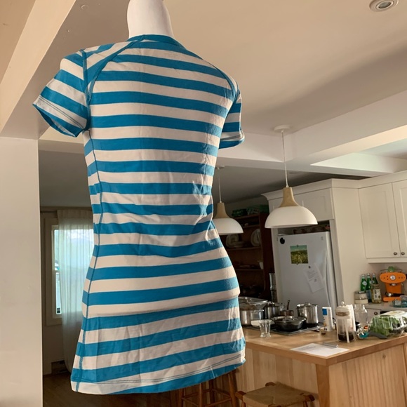 Icebreaker merino wool tshirt $45 - Picture 3 of 6